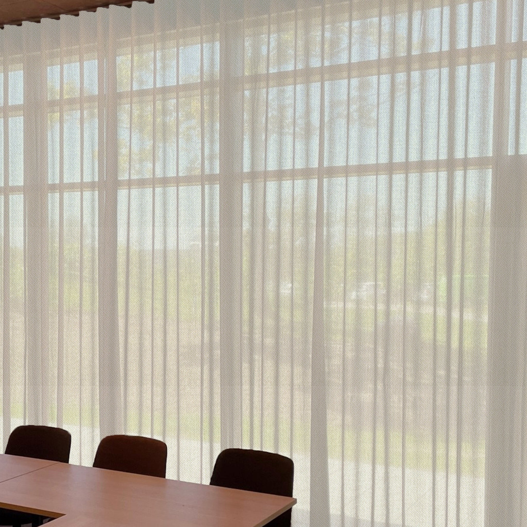 Undergardin til mødelokale og hotelværelser i ginger 2 stof