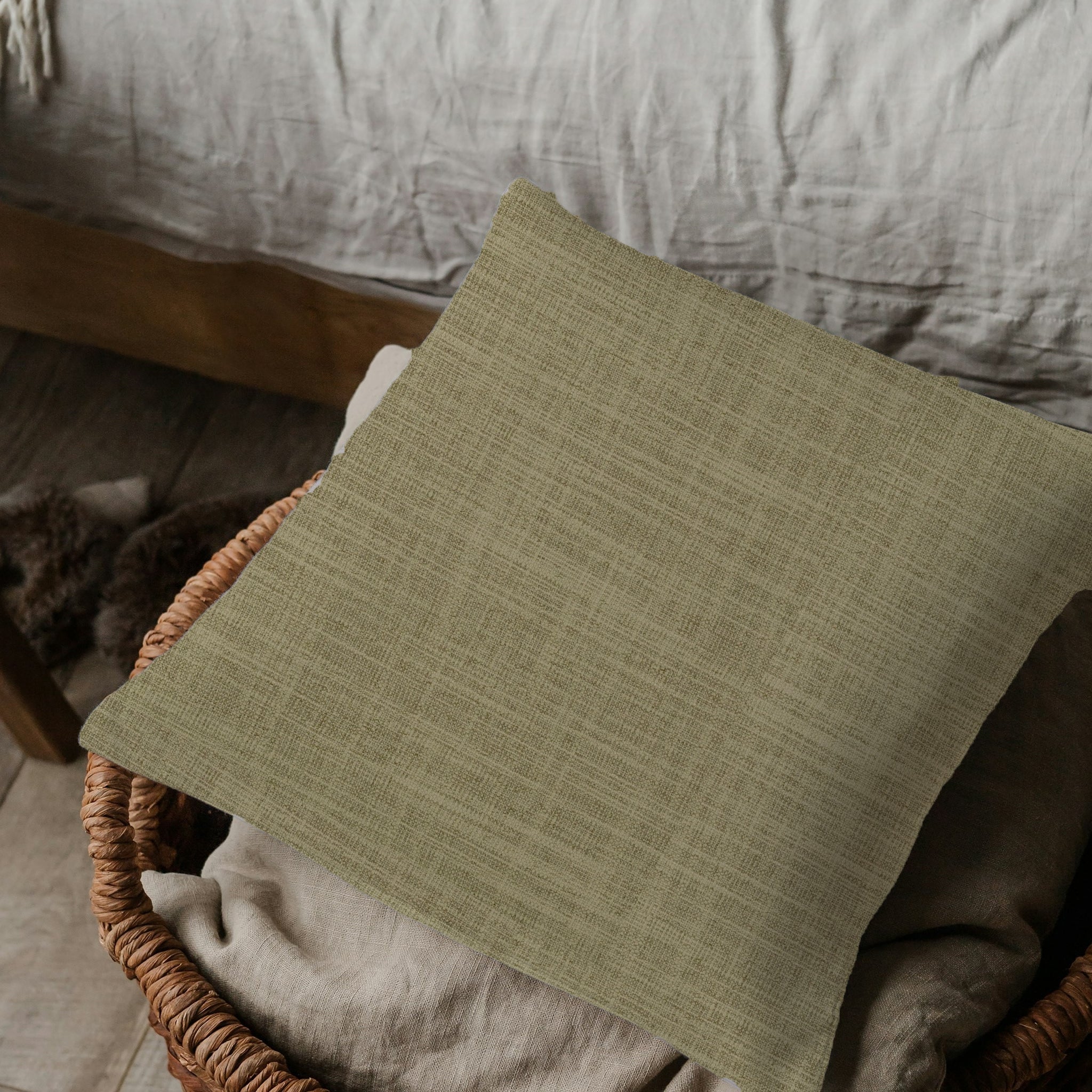 grøn pude med lynlås og to-tonet stof i JAB Carly