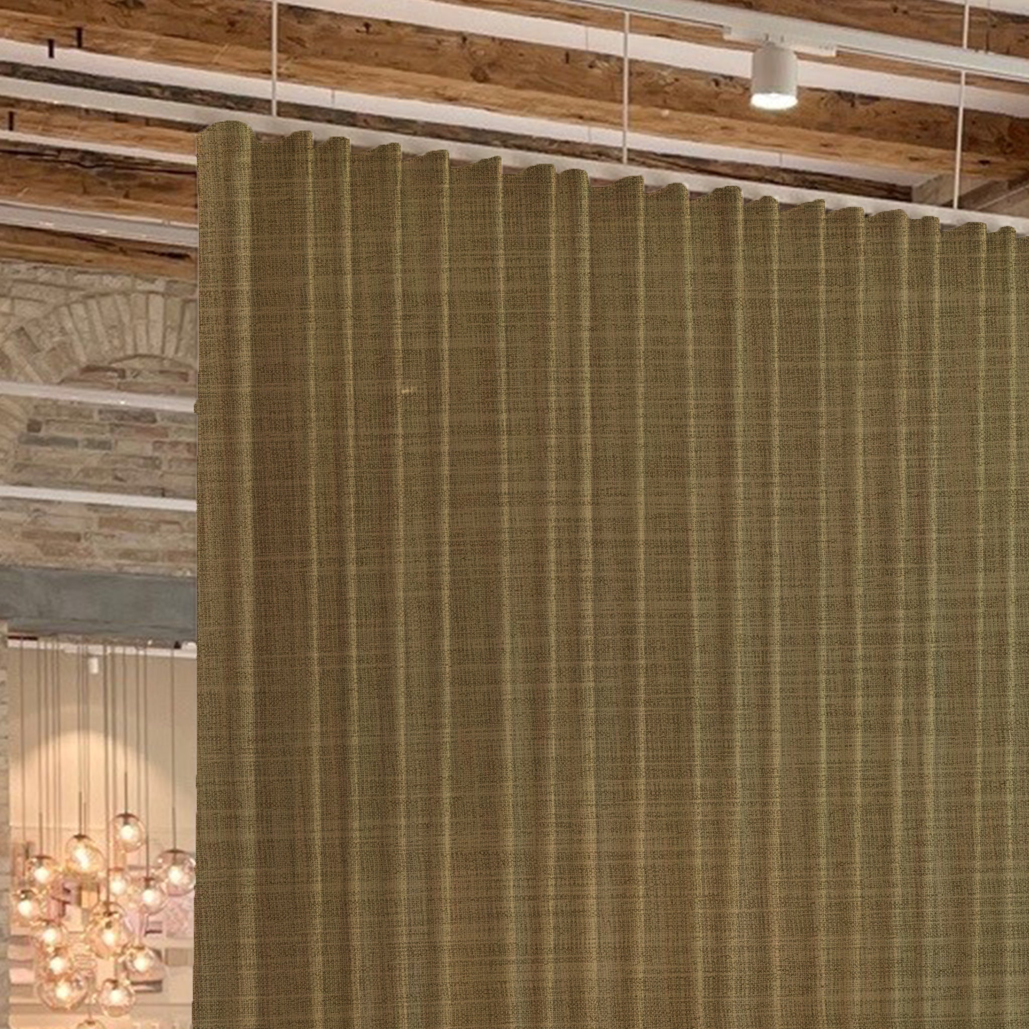 slidstærkt lydgardin på mål i JAB Carly