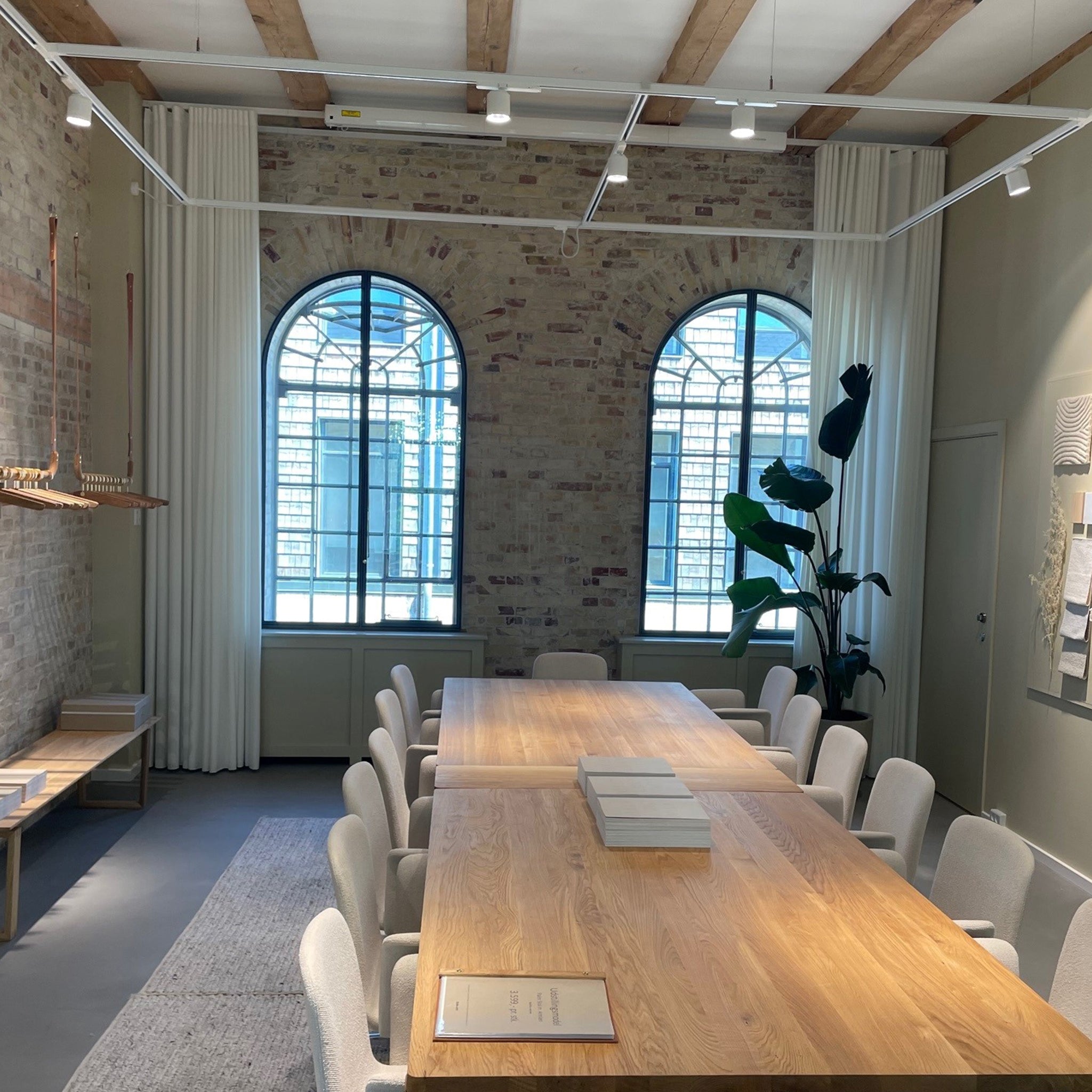 wavegardiner til kontor på mål