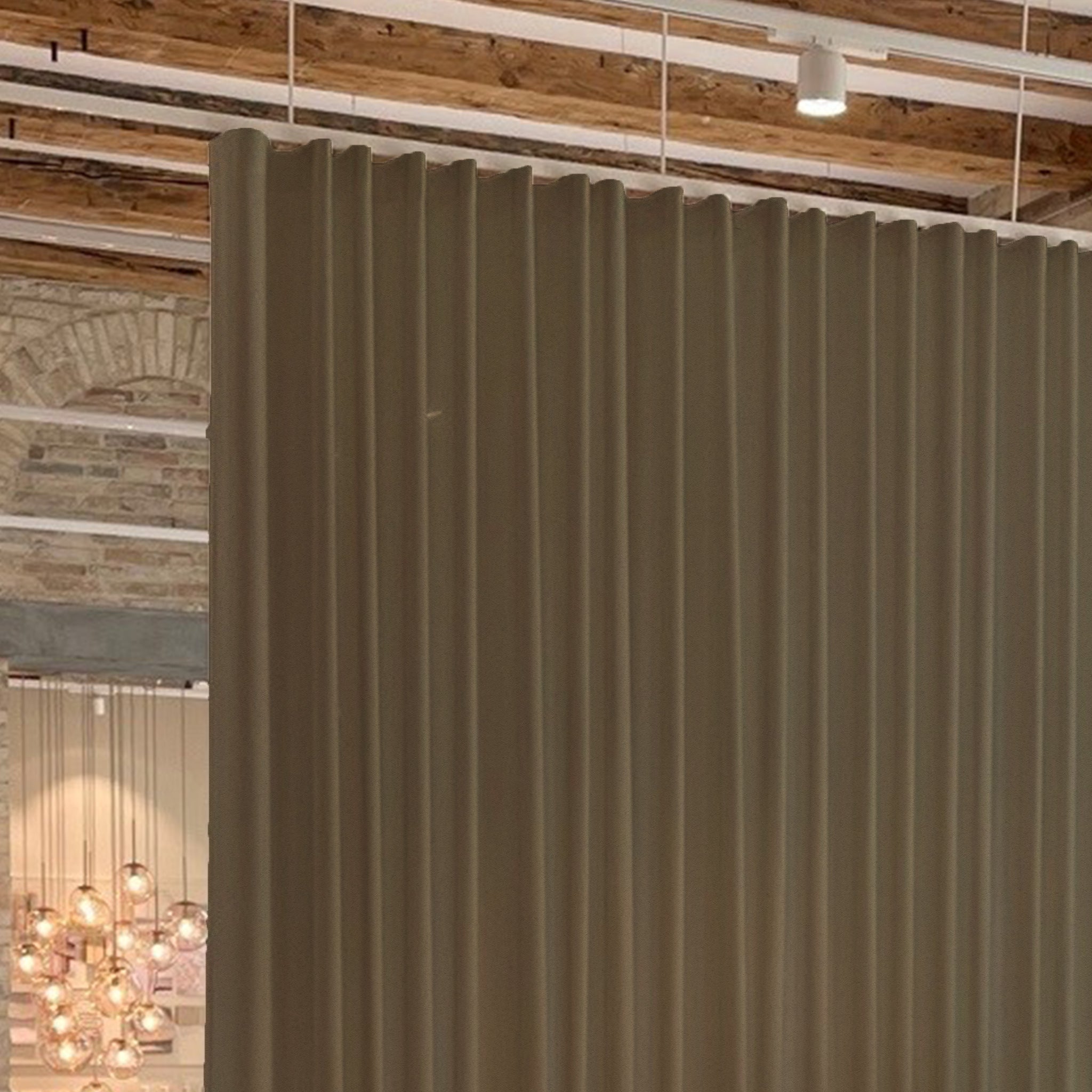 Satingardin til rumopdeling