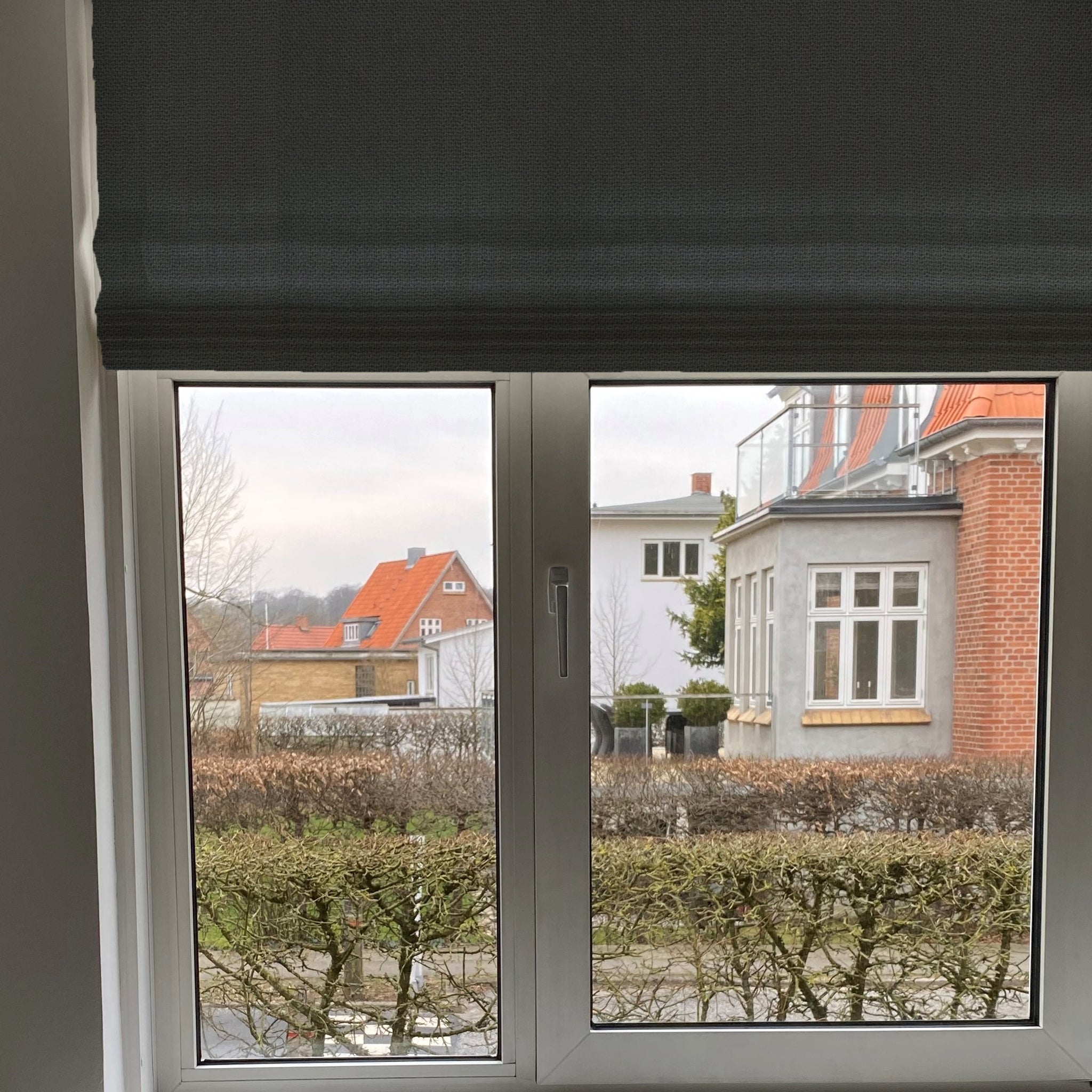 liftgardin med kædetræk og mørklægningsstof i Ecoline 2