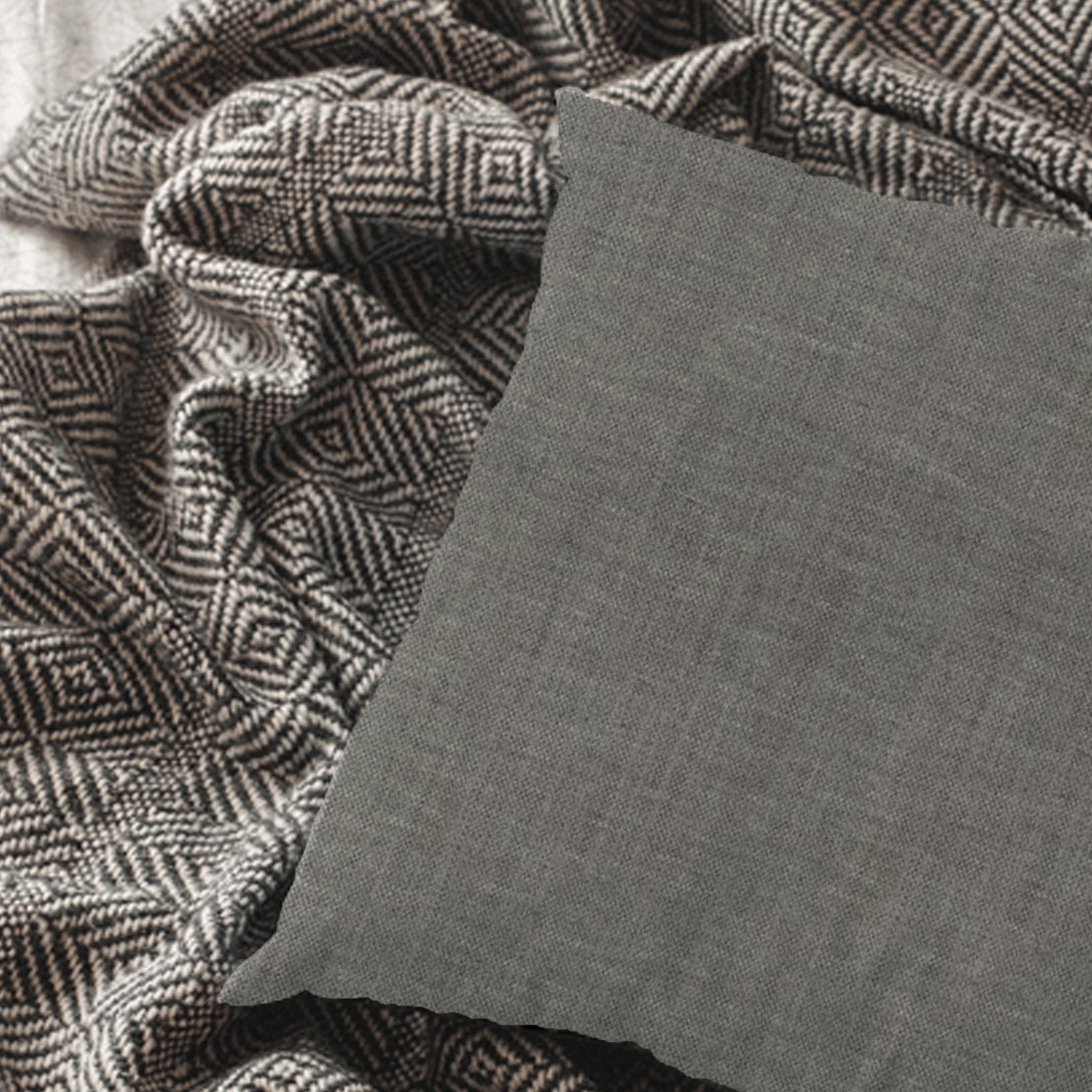 Nowa - Pude med vintage look i mørke farver