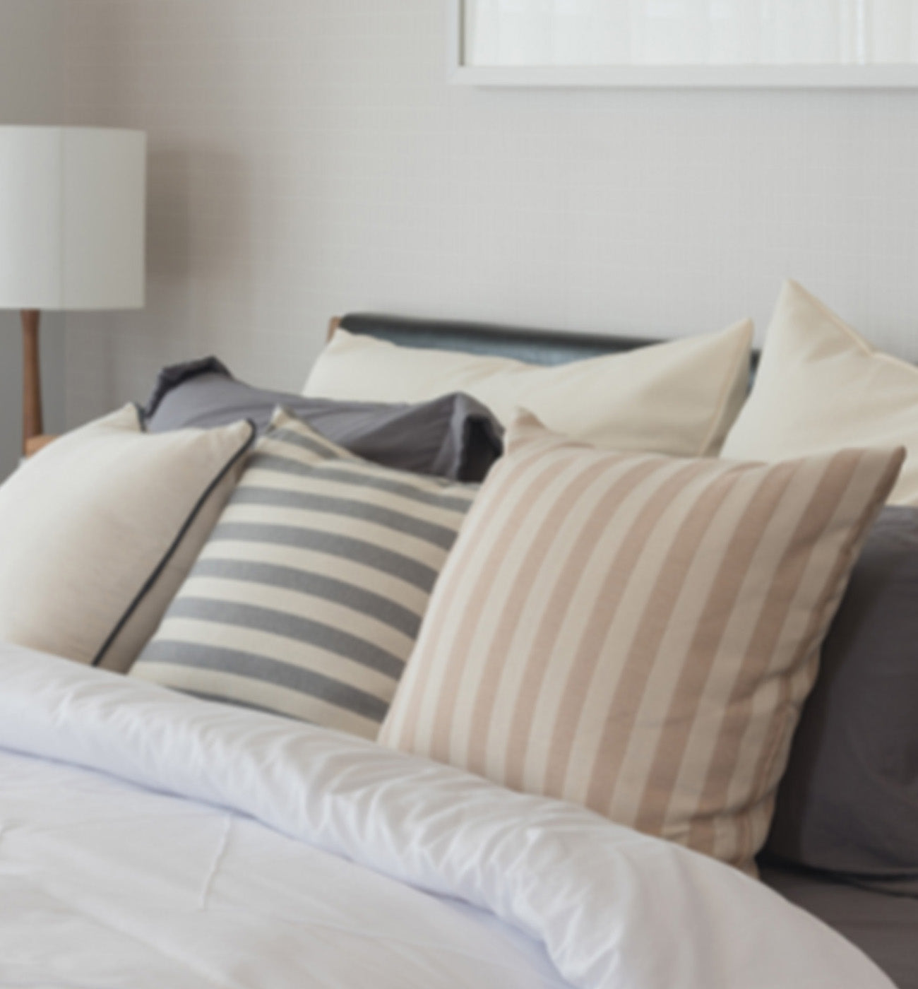 stribede puder til hotelværelser