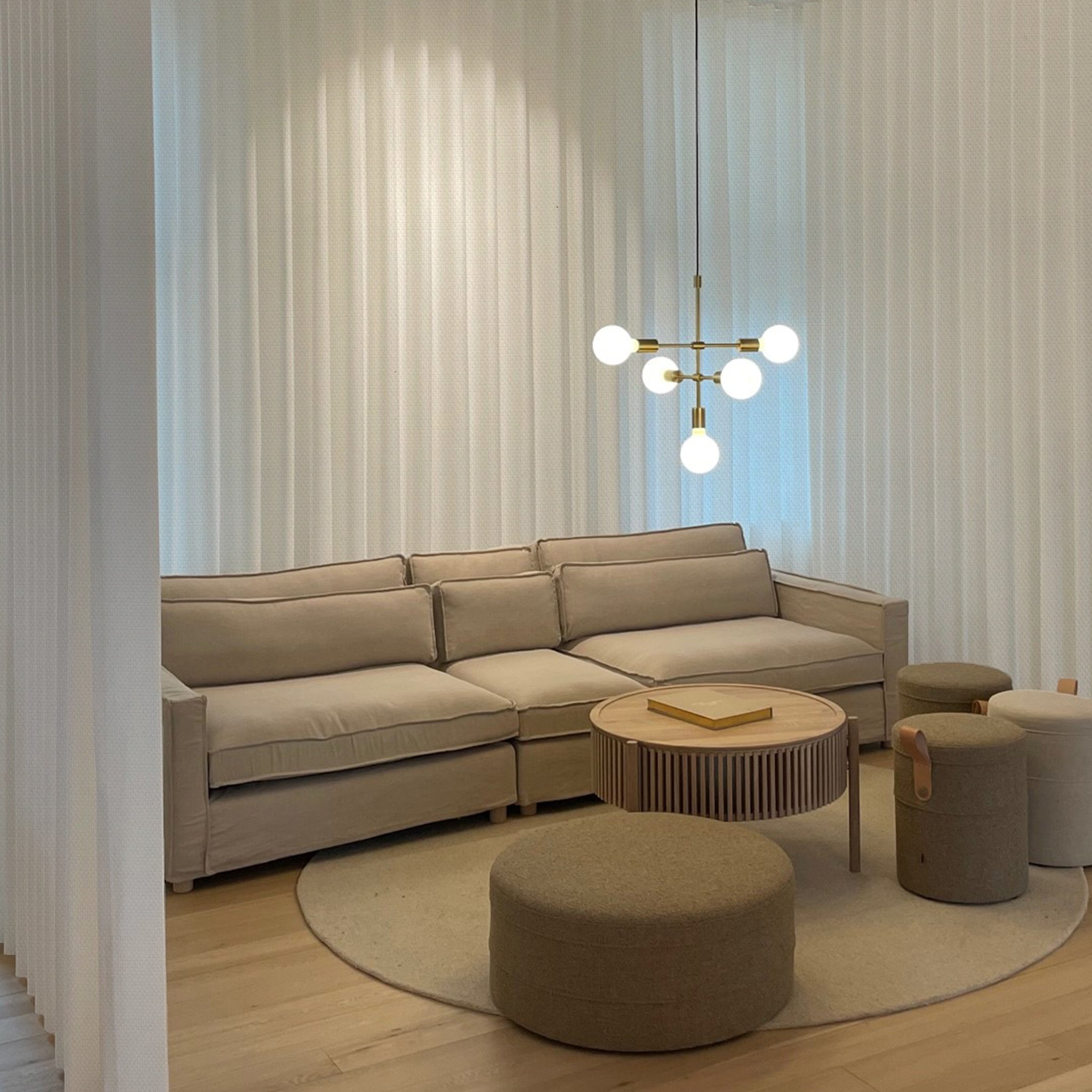 Volume - Semitransparent rumdeling med glans