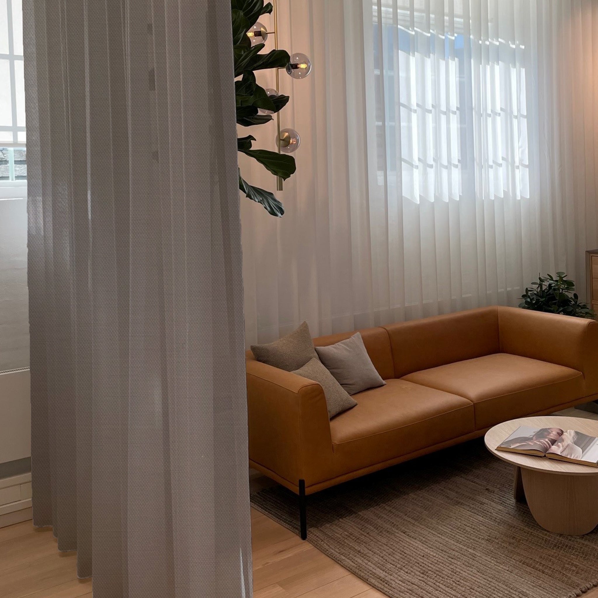 Volume - Semitransparent rumdeling med glans