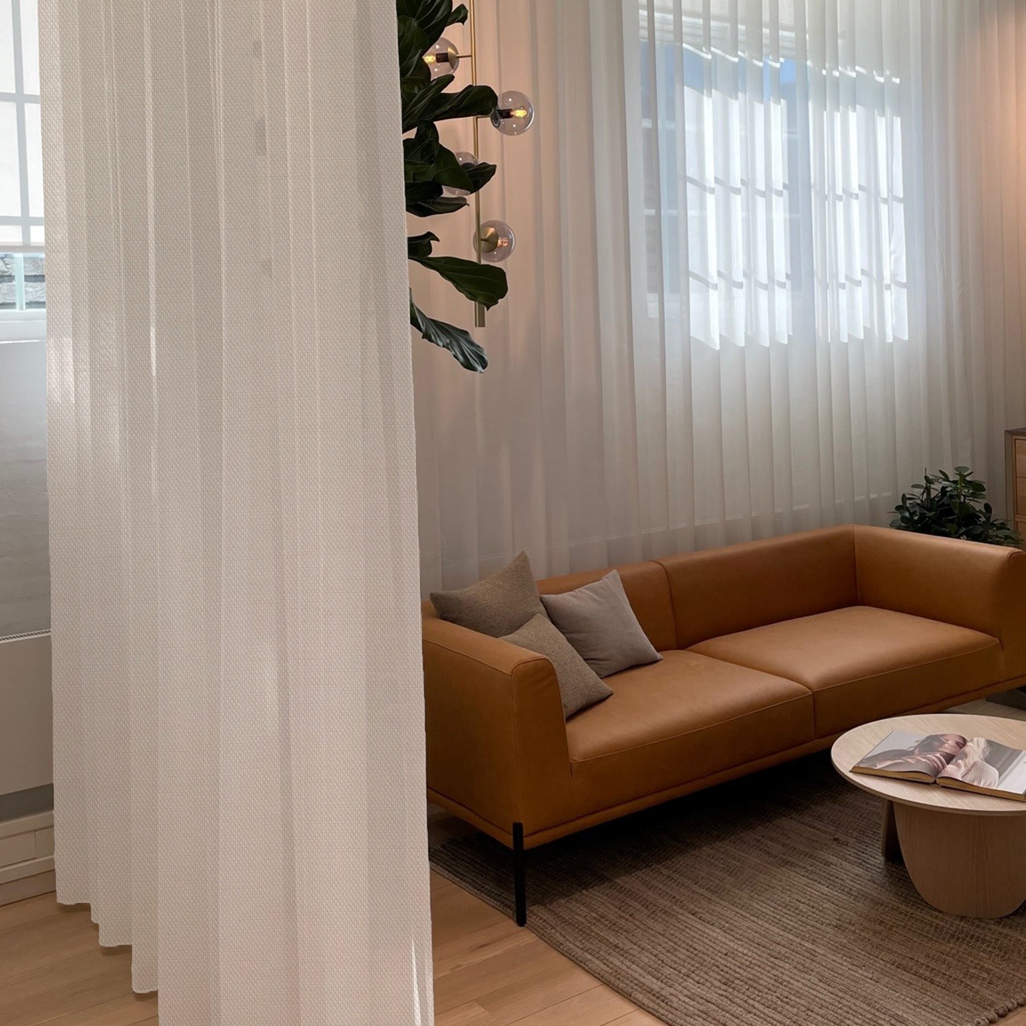 Volume - Semitransparent rumdeling med glans