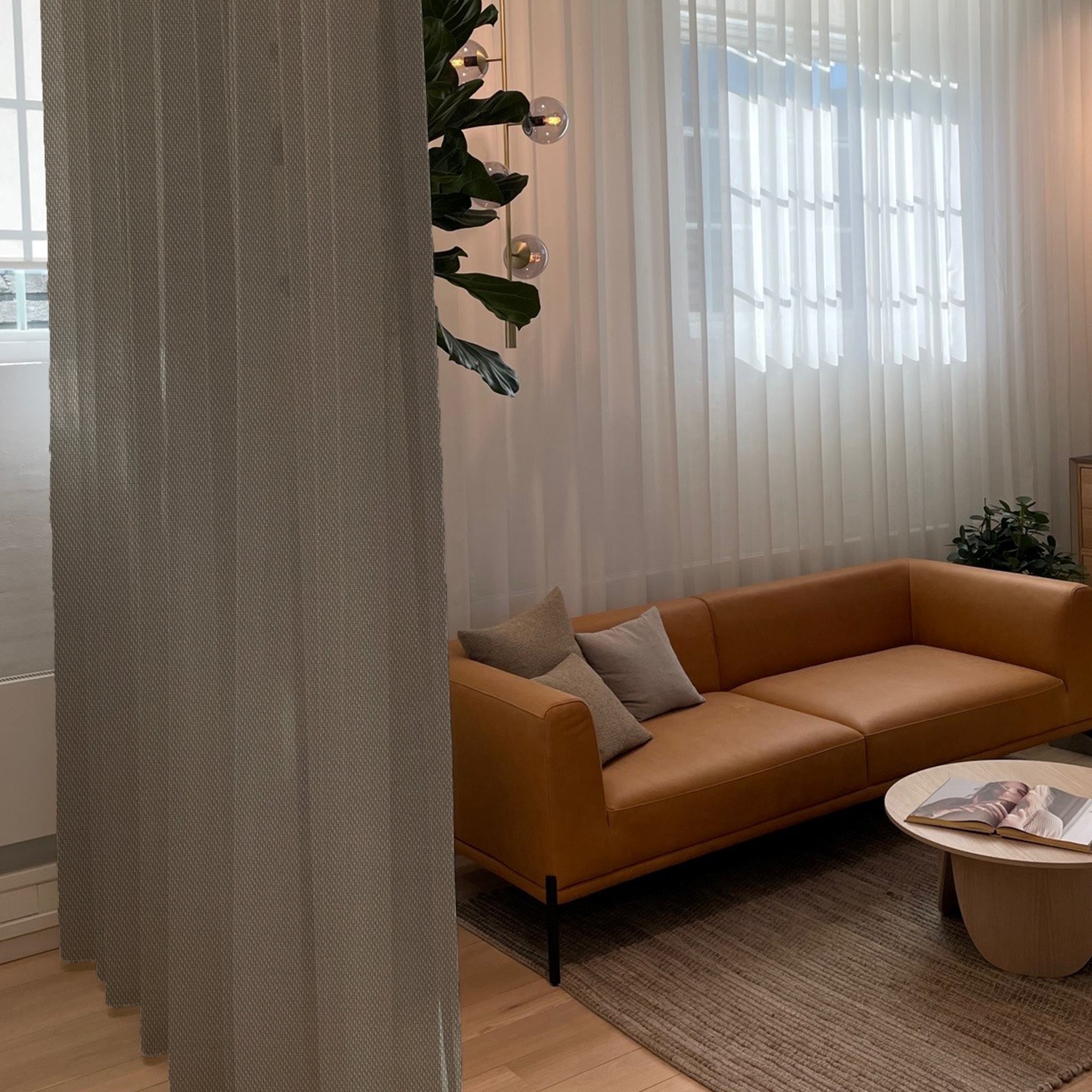 Volume - Semitransparent rumdeling med glans