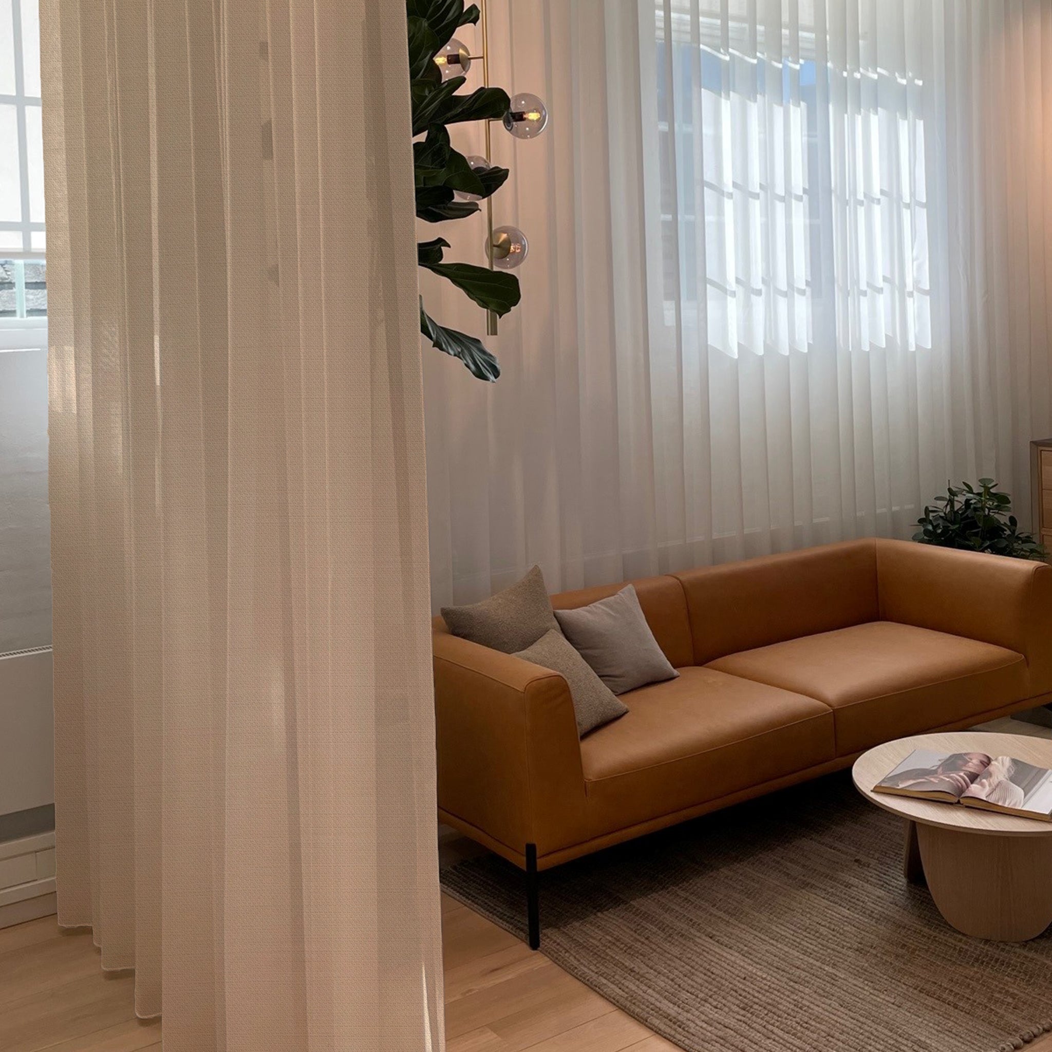 Volume - Semitransparent rumdeling med glans